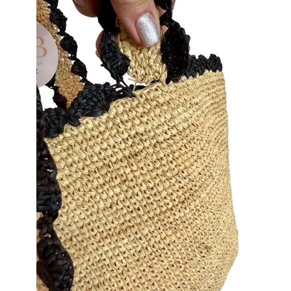 BTB Los Angeles Black Trim Odesa Tote NWT - Picture 6 of 9